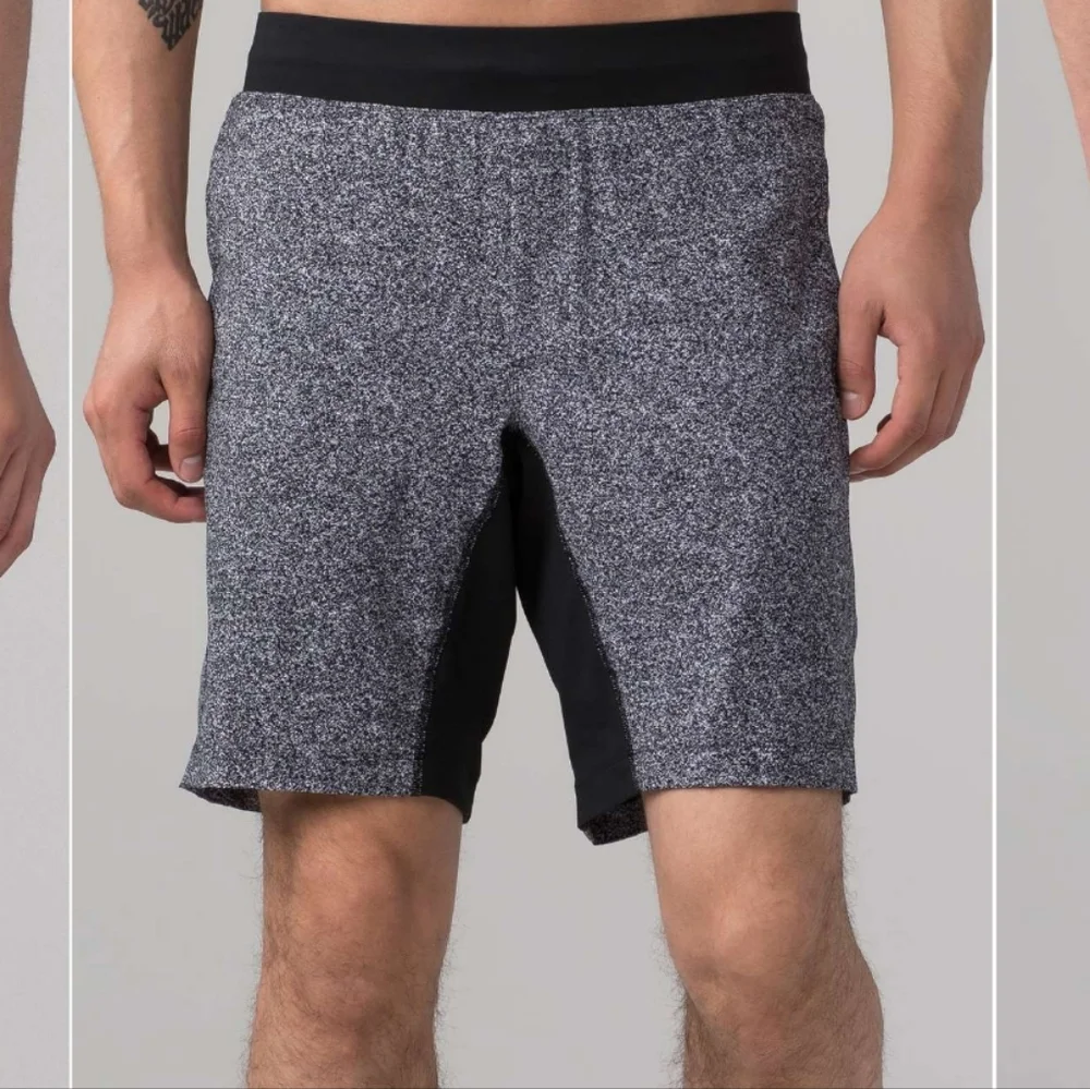 Lululemon athletic short XXL‎